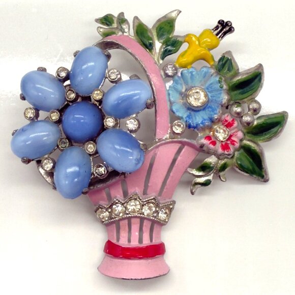 Vintage 1940's CORO Blue Glass Cabochons Enamel Rhinestone Flower Basket Brooch - Picture 1 of 10